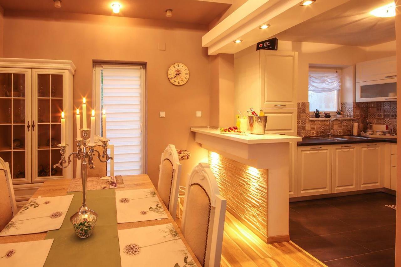 Holiday House Leona Otočac Extérieur photo