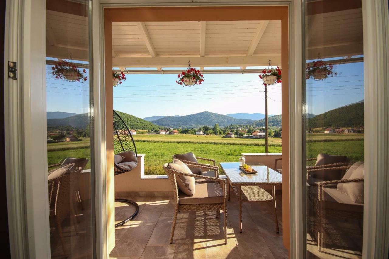 Holiday House Leona Otočac Extérieur photo